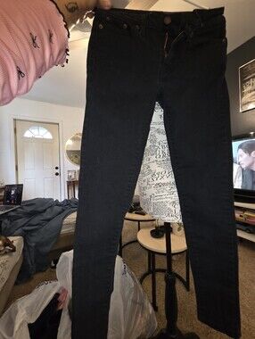 Levi's Black High-Rise Skinny Jeans. Leggins 26/32